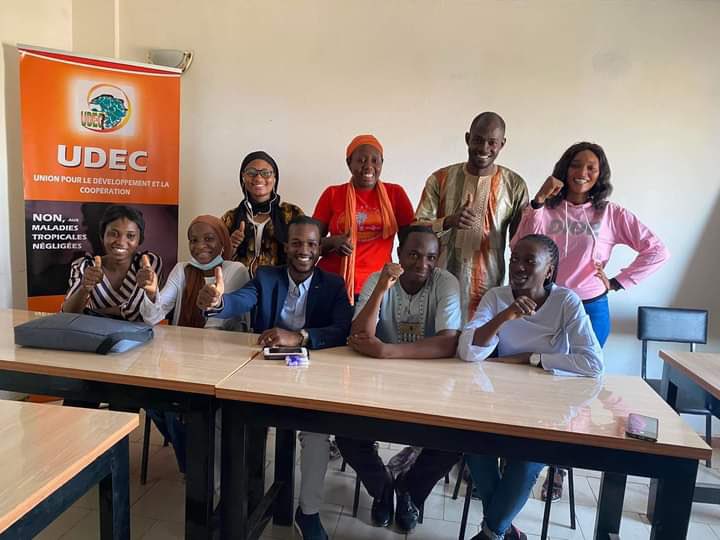 ConakryJci's tweet photo. Jour 2 :
Week-end de renforcement des capacités et coaching de nos membres. 
 
Grand merci à nos grands facilitateurs.
#Naby_Moussa_Camara 
#Lamine_Keita
#Amid_Ela_Diallo 

Sincères remerciements au bureau national  et à L'INF pour l'accompagnement.

#Domaine_Individuel https://t.co/VyosakZSaY