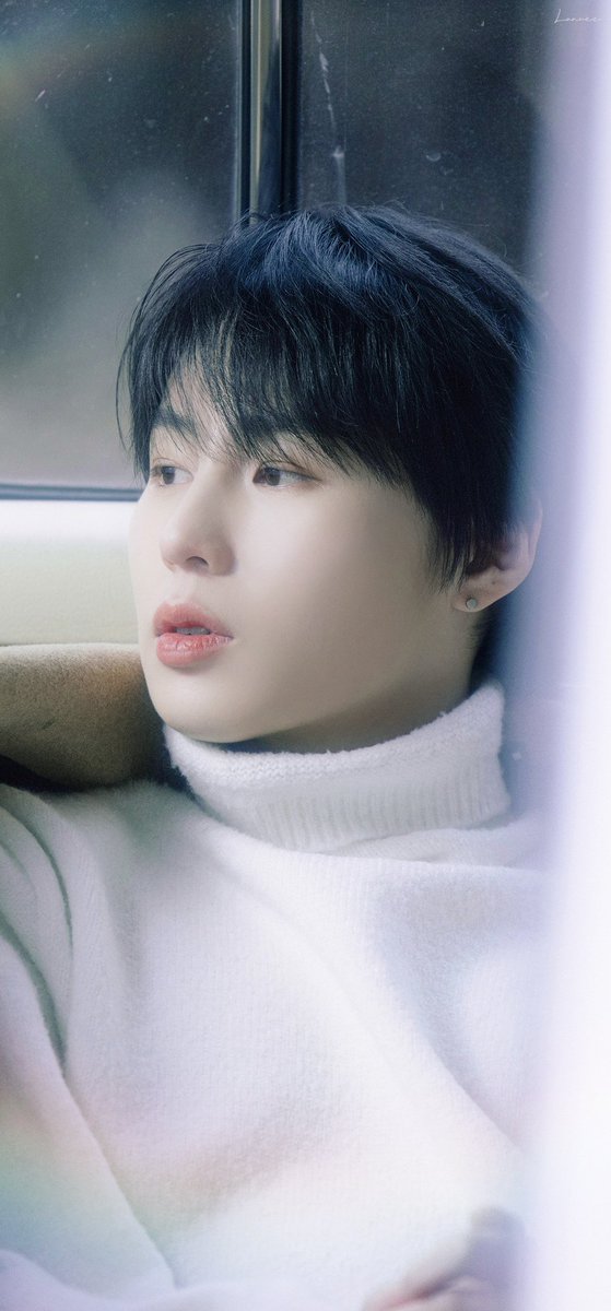 ☁️🤍

하성운 스페셜 앨범 YOU 티져 배경화면

#하성운 #성운 #HASUNGWOON #SUNGWOON

🔗 img1.daumcdn.net/thumb/R1280x0/…