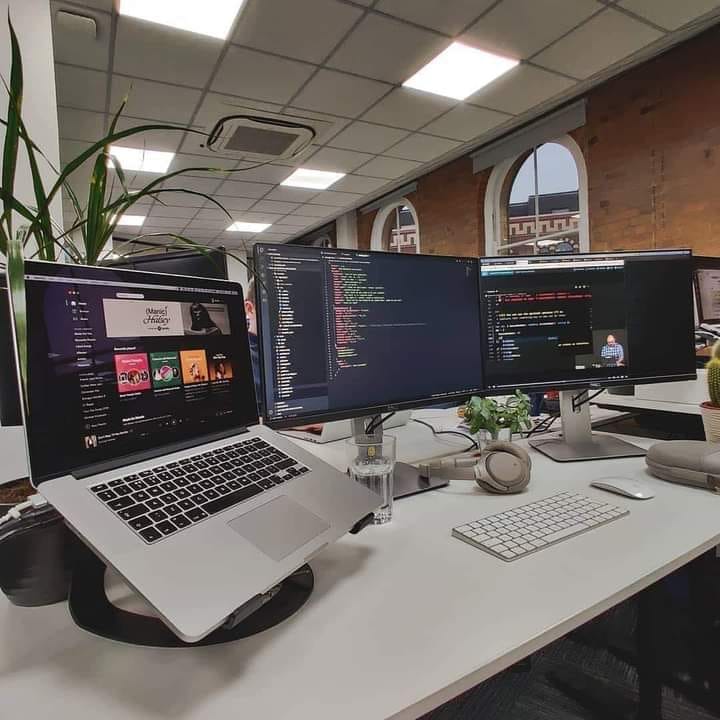 c_4et's tweet image. لو انت فعلاً عايز تكمّل دراستك في مجال البرمجة اعمل اللي هقولّك عليه دلوقتي🙂🙂
أول حاجة سجل حالا في الكورس ده
Introduction to Computer Science from Harvard University
bit.ly/2NEMr8Q