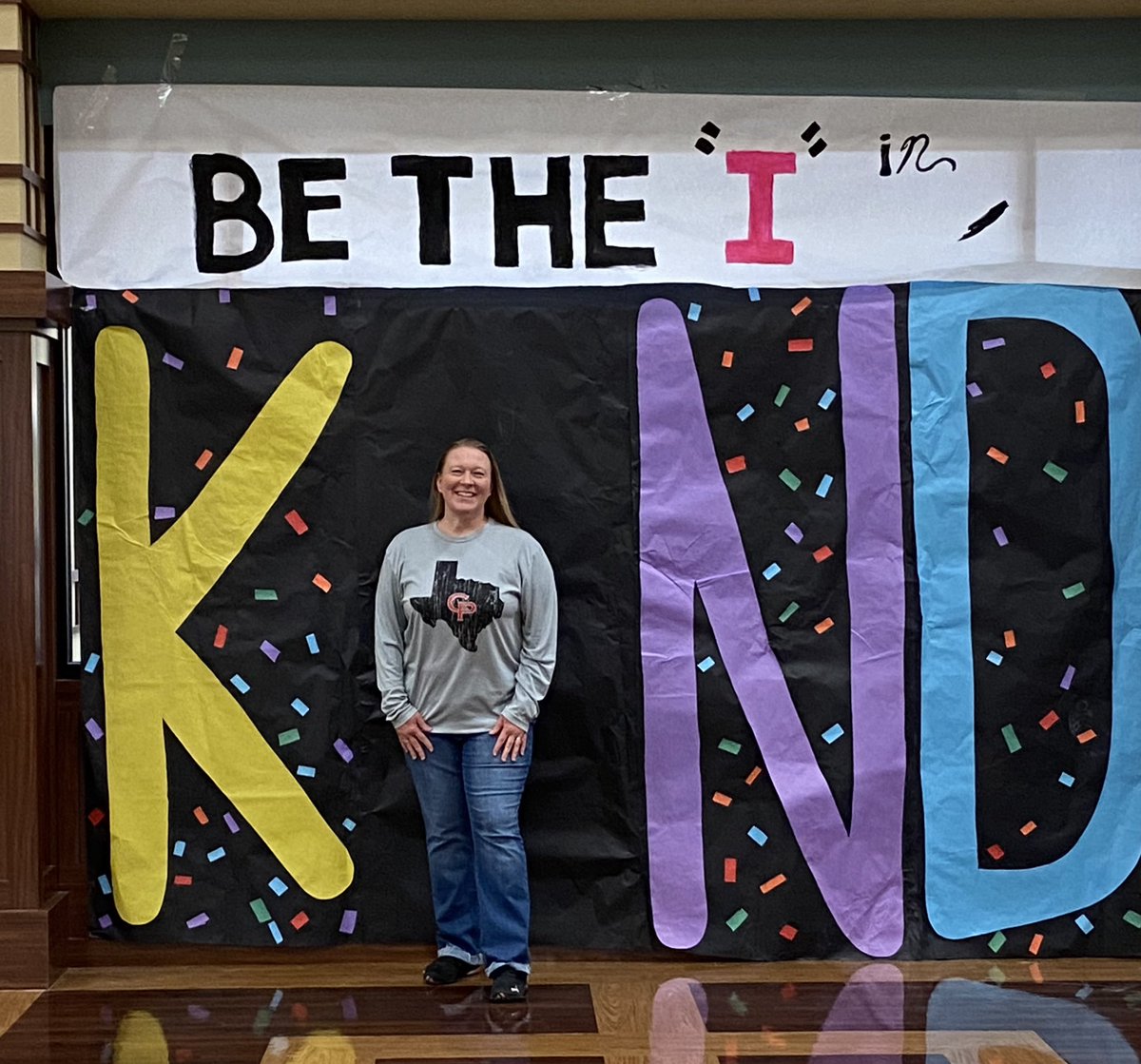MrsJodiLea's tweet photo. Be the “I” in KIND @TISDCPJHS! #KindnessWeek #CPJHInfluencer @CPJH_Art @CPJH_NJAHS #TeamTomball https://t.co/ximY75gMih