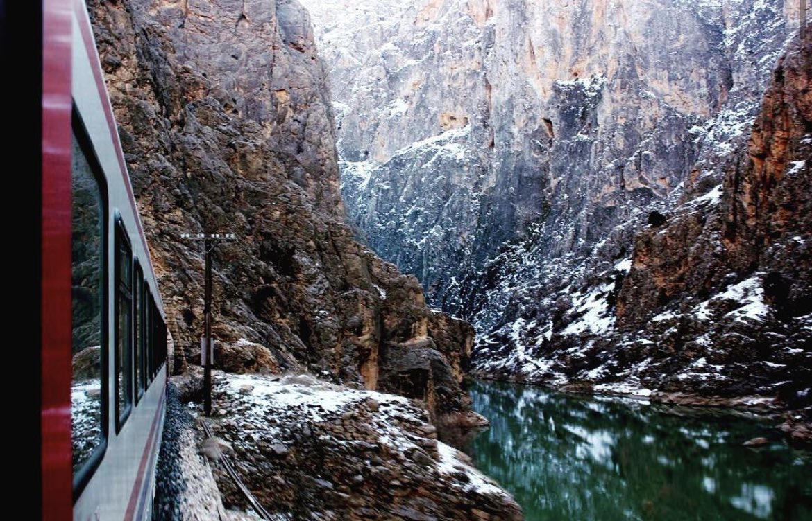 kurdistan__1978's tweet photo. BO PÊŞBIRKÊ ⬇️

Zivistan û Qers 🏔

📸@Welat_Kurd2 https://t.co/ViEAUmlKMz
