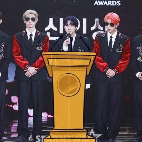 wonie_thepooh08's tweet photo. @WONIEDAINTY Crown looks good on him so let jungwon lead!
#LetJungwonLead #StopLastMinuteHype #JungwonDeservesMore #JungOne https://t.co/kkWMUanKXr