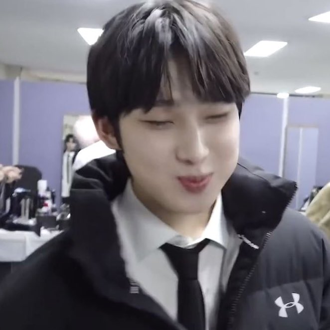cutestsunki's tweet photo. noot noot https://t.co/5mHBkoakYF