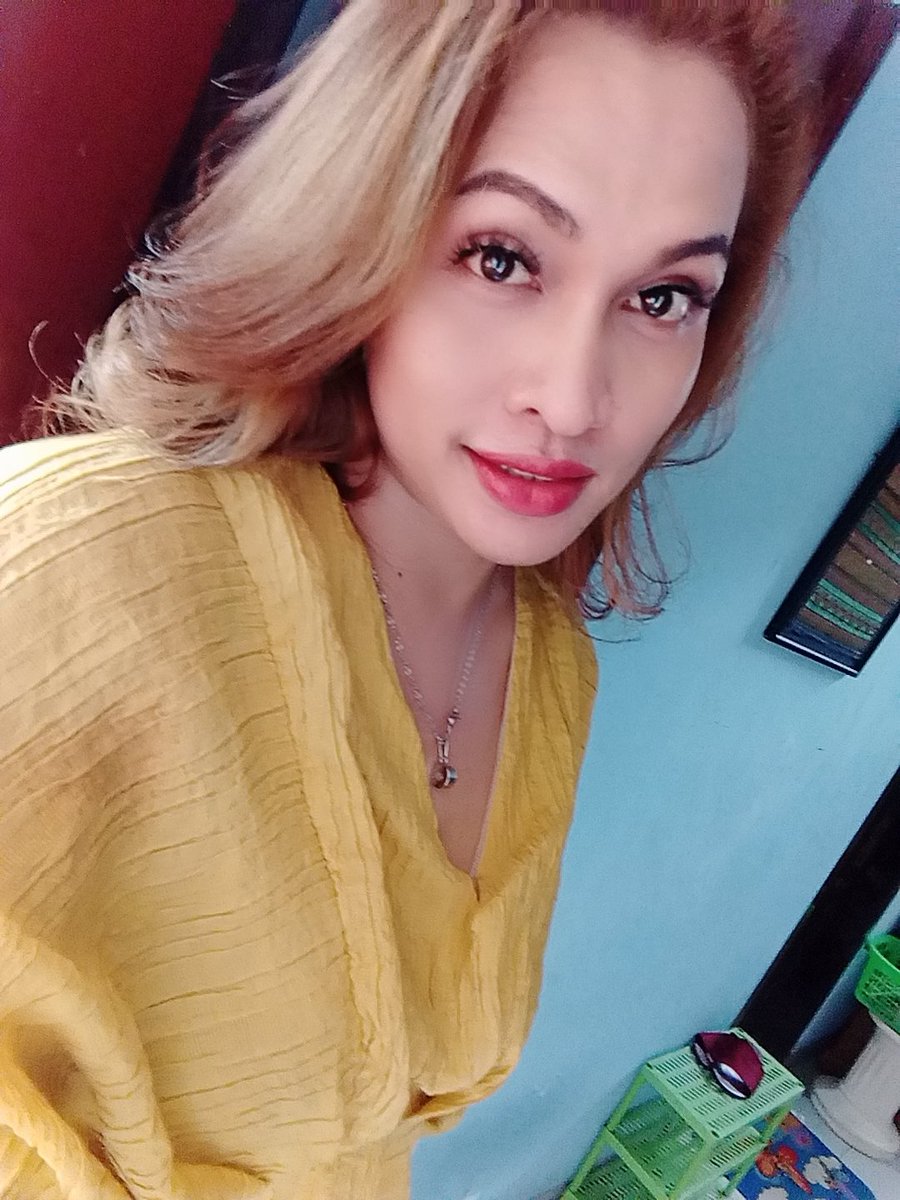 Ratudebora3's tweet photo. Available jaksel @jockosrocketX https://t.co/J9k5qV2iZp