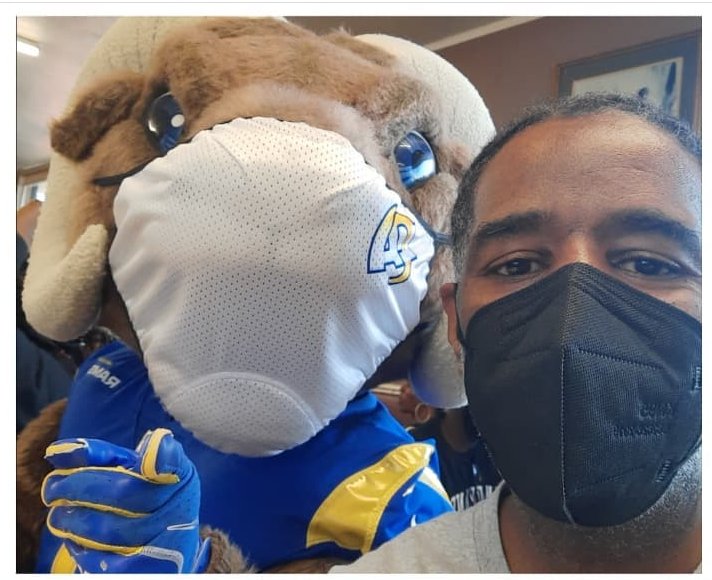 iAmAwashington's tweet photo. @mrs_whit77 Congrats on the awesone win against Tampa. I know you, Andrew &amp; @RamsNFL want SoFi filled w/Rams fans. I was born in So. Cal &amp; would love 2go2 the NFC Championship game to support the team. If you have extra tix please consider blessing me w/them. Thank U! #ramshouse https://t.co/3fwHlxx9ef