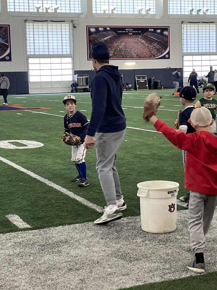 Lee Hall tweet media