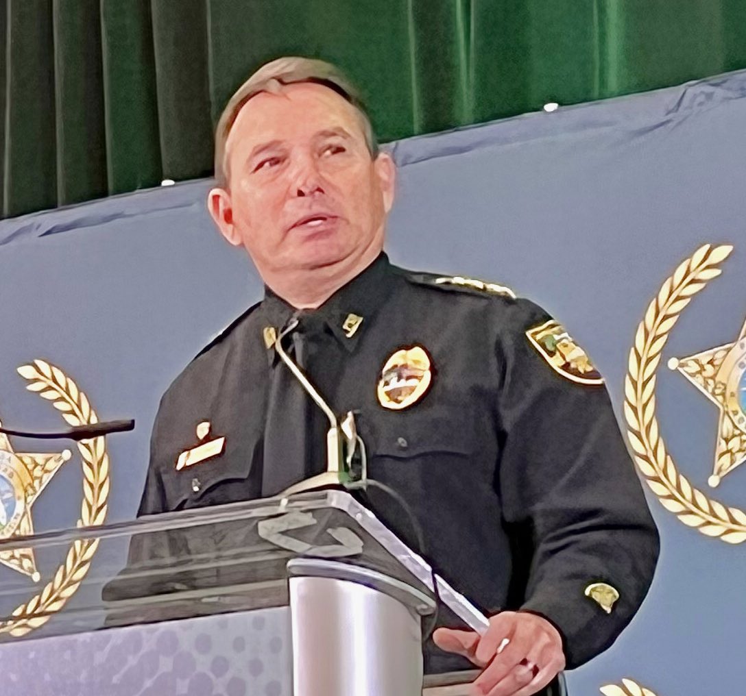 JSOPIO's tweet photo. #2022FSAWinterConference host @jsosheriff Mike Williams was joined by the other 66 #FloridaSheriffs as they met to discuss topics such as training and best practices in today’s policing. Thank you @FLSheriffs for making this opportunity possible. https://t.co/gZ9Pftp0Jg