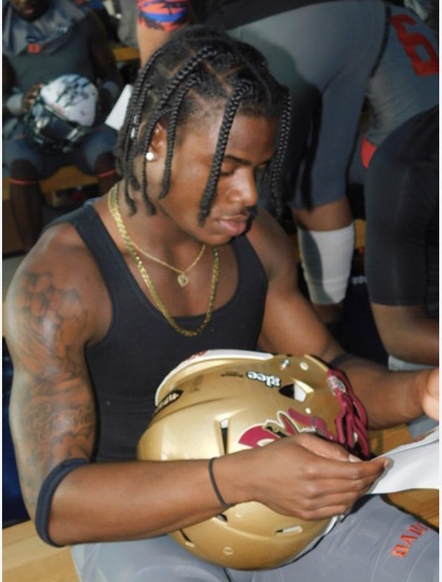 Avari Marshall🐆 (@humble_vari) on Twitter photo I will be signing ✍🏾 February 2nd (National Signing Day) top 5 dropping soon stay tuned…
<a href="/larryblustein/">Blustein Recruiting</a> <a href="/GolemanFootball/">Goleman Football</a> <a href="/fanit_now/">FANIT</a> <a href="/TheCribSouthFLA/">Frank Tucker</a> <a href="/305Sportss/">305 Sports</a> <a href="/JerryRecruiting/">Rising Stars</a> <a href="/FootballHotbed/">Football Hotbed</a> <a href="/SFHSSports/">Florida Kids Football</a> I will be signing ✍🏾 February 2nd (National Signing Day) top 5 dropping soon stay tuned…
<a href="/larryblustein/">Blustein Recruiting</a> <a href="/GolemanFootball/">Goleman Football</a> <a href="/fanit_now/">FANIT</a> <a href="/TheCribSouthFLA/">Frank Tucker</a> <a href="/305Sportss/">305 Sports</a> <a href="/JerryRecruiting/">Rising Stars</a> <a href="/FootballHotbed/">Football Hotbed</a> <a href="/SFHSSports/">Florida Kids Football</a>