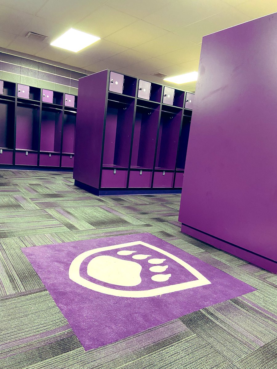 Someone tell us that our New Locker Room isn’t 🔥 🔥 🔥 🔥 we will wait… #CrownClimb