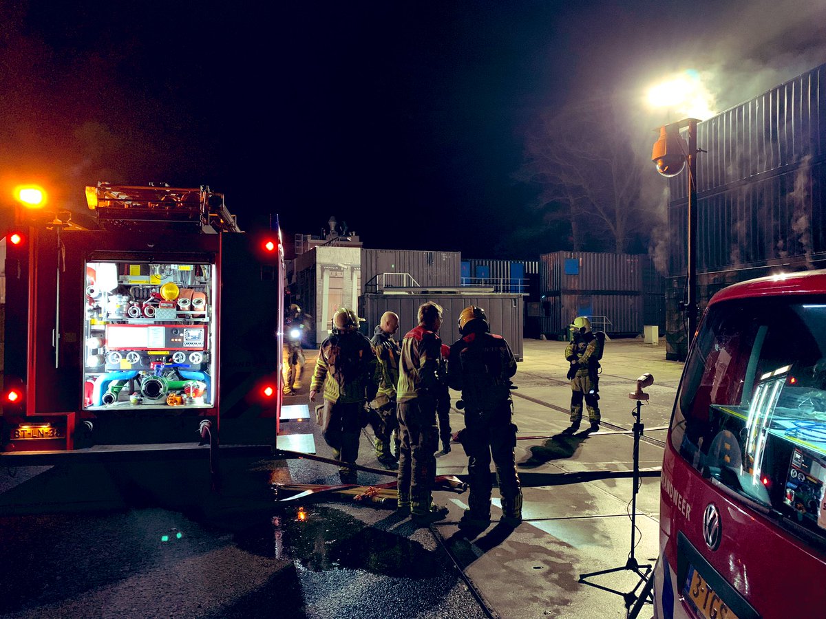 Ymkoattema's tweet image. Module 1 op #Troned @SafetyCampusVRT. Aftrap door kazerne #Borne @BrandweerTwente. Waarneming met beeld en geluid #smartview. #lerendoortedoen.