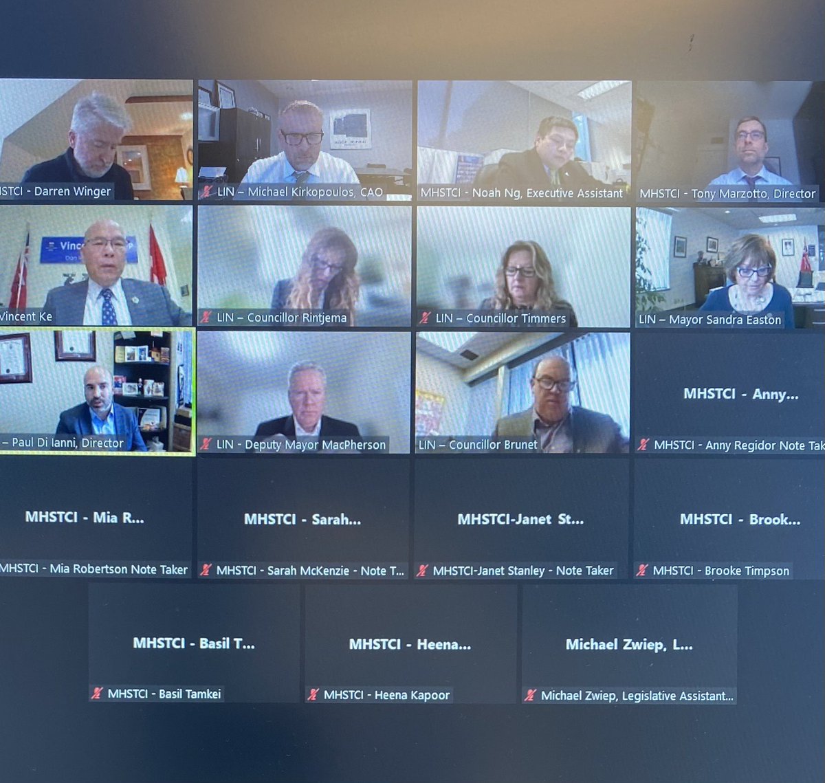 Thank you to @vincentkempp and the team at <a href="/ExploreON/">Explore Ontario</a> for meeting with us today to discuss tourism here in Lincoln. Tourism represents a large segment of our local economy and our advocacy for additional support is key to our pandemic recovery plans. #ROMA2022 #EcDev