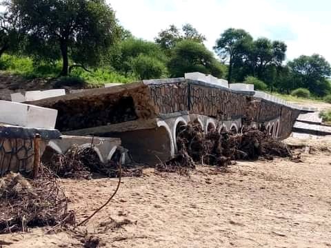Ben05265061's tweet photo. @nickmangwana State of the art bridges! https://t.co/GscqRHAEyK