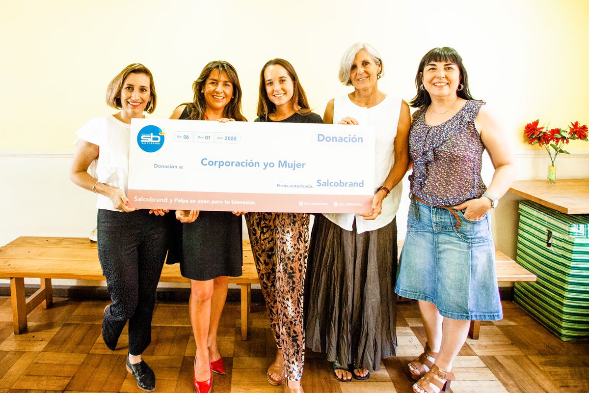 palpa_cl's tweet photo. Gracias a Salcobrand pudimos acercar el dispositivo a todas las mujeres de Chile. Siempre nos sorprendimos con la recepción que tuvo el equipo Salcobrand, que sin dudarlo se sumaron a la causa y confiaron desde un principio en palpa ❤️
@empresassb @salcobrandcl @dermocoaching_cl https://t.co/BisxU5q36d