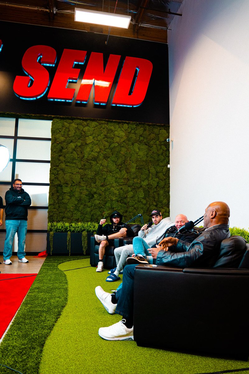 Some great pics from <a href="/MikeTyson/">Mike Tyson</a> &amp; <a href="/danawhite/">danawhite</a>’s office visit during <a href="/metacard/">Metacard</a> launch and <a href="/fullsendpodcast/">Full Send Podcast</a>.