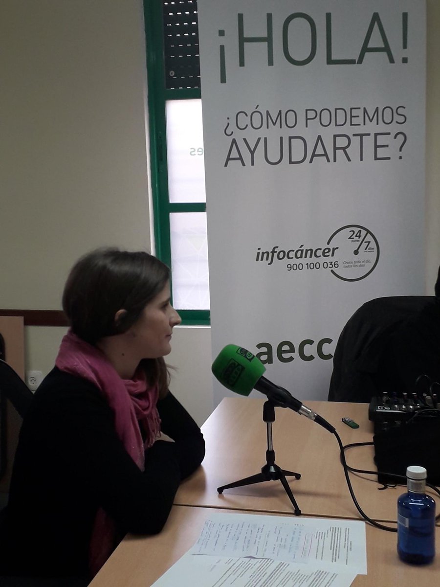 ContraCancerCAC's tweet photo. ¿Quieres ser #voluntario de la @ContraCancerCAC? 
Nuestra coordinadora de voluntariado, Beatriz Bravo, ha estado esta mañana en @OndaCero_es #Cáceres junto con @VicentePozas para explicar qué tipos de voluntariados hay y cómo inscribirse
👇🏽
🖱caceres@contraelcancer.es ☎927215323 https://t.co/g8A2XwmPx7