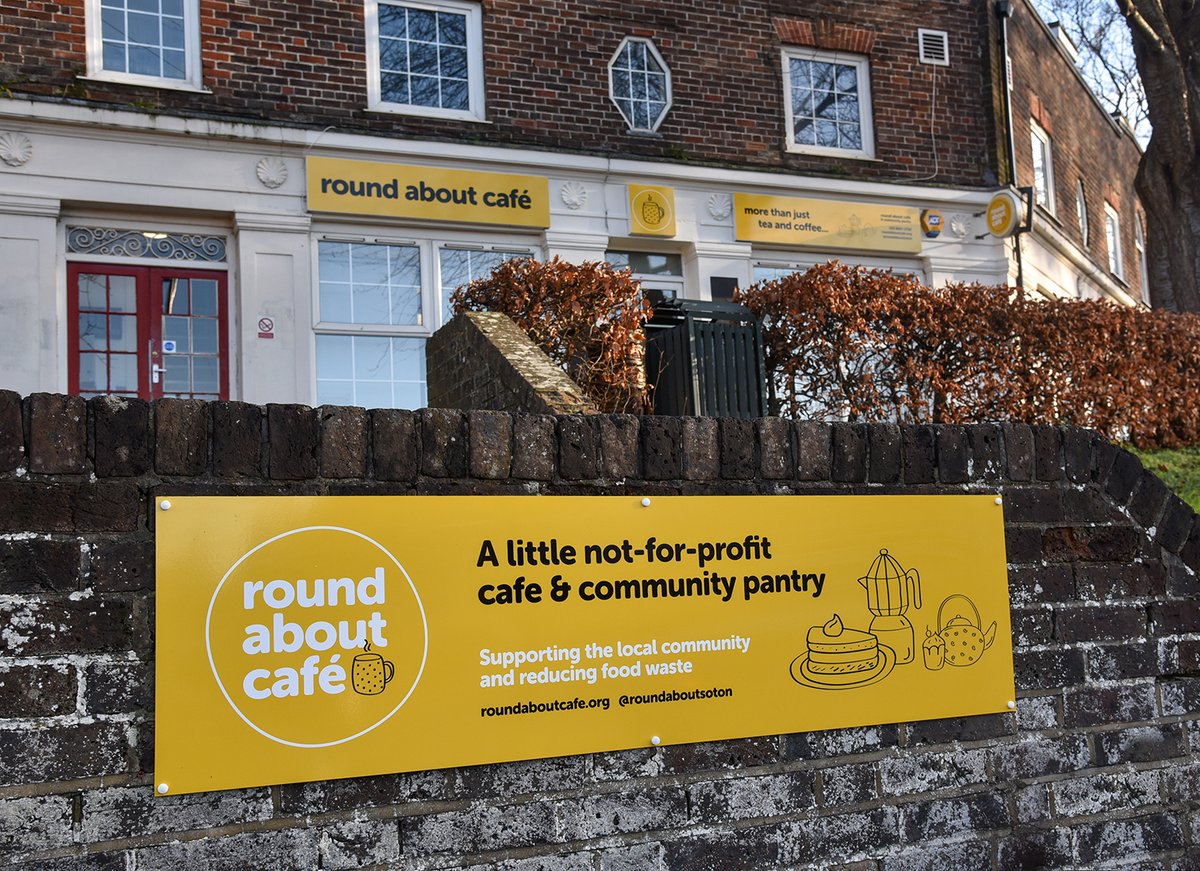 abrigroup's tweet photo. Our new community pantry is now open at the Round About Cafe, Mansbridge, #Southampton 🎉

It's open to everyone with an SO postcode and aims to:

🥕 reduce food waste
 🛒 provide food at a fraction of the cost of supermarkets

Find out more: https://t.co/xSjejO2VOq #ukhousing https://t.co/mFvjQZ89Aa