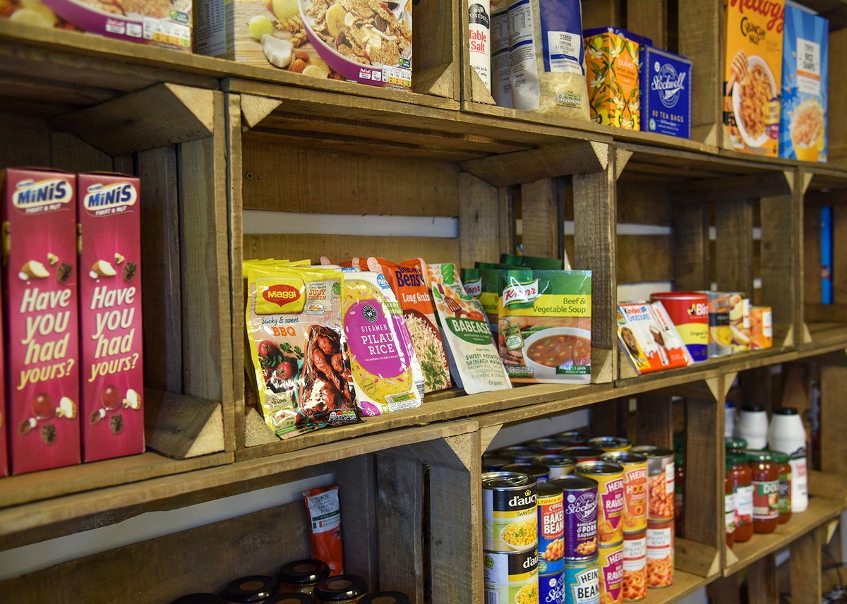 abrigroup's tweet photo. Our new community pantry is now open at the Round About Cafe, Mansbridge, #Southampton 🎉

It's open to everyone with an SO postcode and aims to:

🥕 reduce food waste
 🛒 provide food at a fraction of the cost of supermarkets

Find out more: https://t.co/xSjejO2VOq #ukhousing https://t.co/mFvjQZ89Aa
