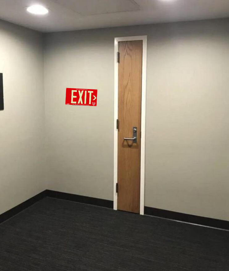 Bitcoin's tweet photo. How much exit liquidity does your asset have? Where are the buyers? https://t.co/Ej6ZZeNhWn