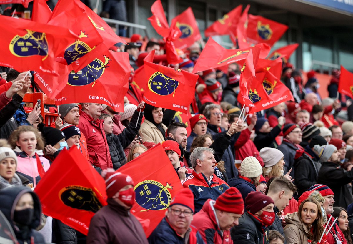 Munsterrugby's tweet photo. Fantastic work from everyone involved in yesterday’s matchday event at @ThomondStadium 👏👏👏

It was a great challenge after the restrictions changed on Friday evening and everyone pulled together brilliantly to play their part in another memorable occasion.

#MUNvWAS #SUAF 🔴 https://t.co/582ahHJqKA