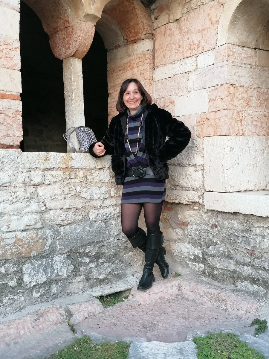Giovanna7514's tweet photo. Dalla Pieve di San Giorgio... Buon pomeriggio 😘 https://t.co/Wnjhim1X7t