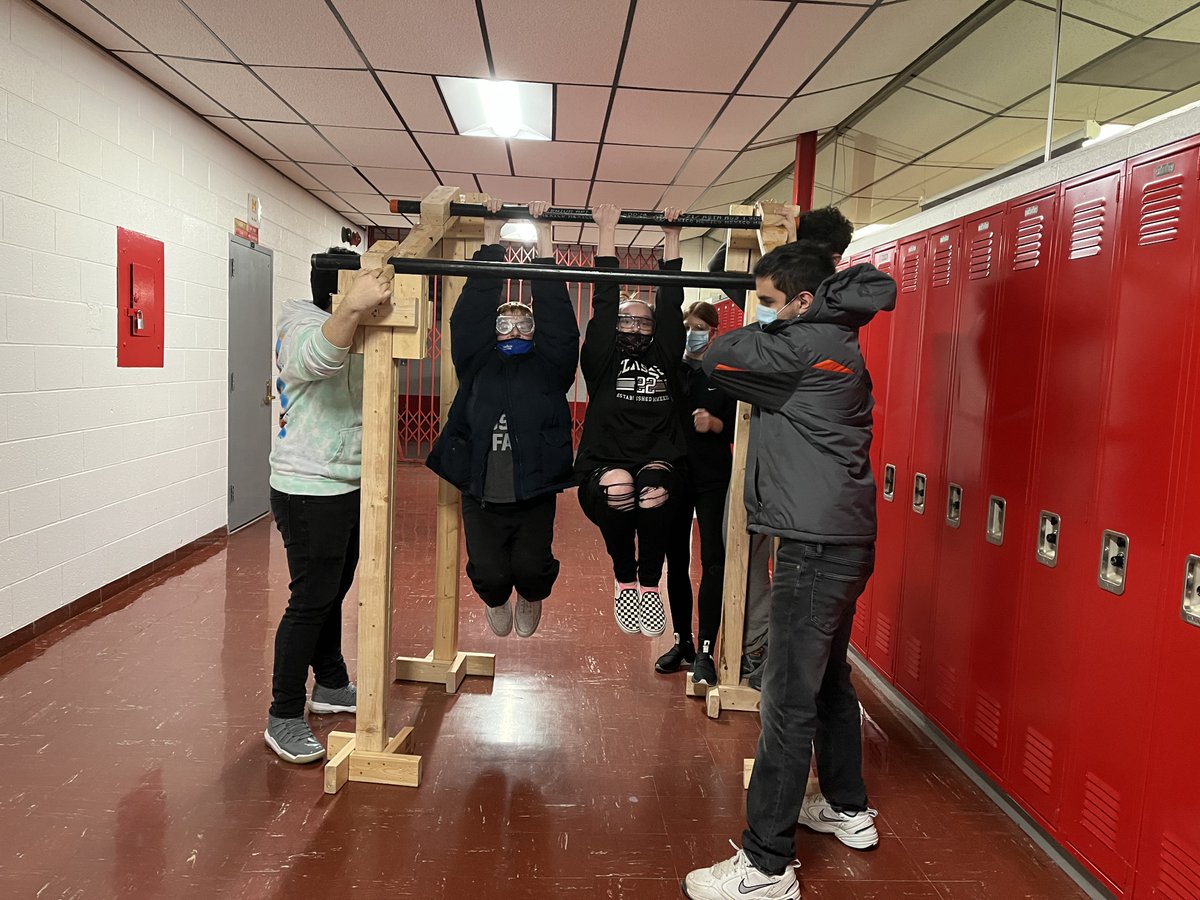 Retro5ive tweet media