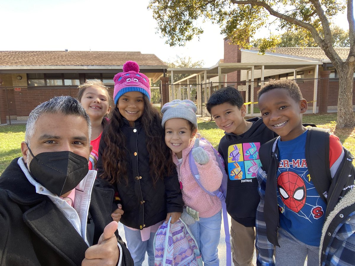 All the Monday Motivation you need :) #Allfor1 #1forall #WeAreFamily <a href="/pascoschools/">Pasco County Schools</a> <a href="/SSES_Sharks/">SSES - Seven Springs Elementary</a>