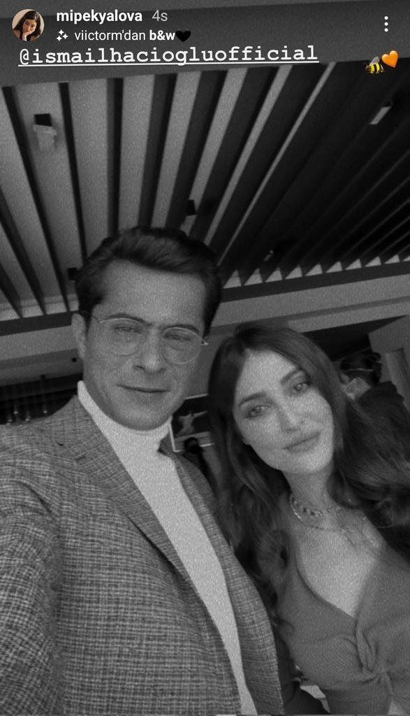 DTural's tweet photo. #Mahkum dizisinin muhteşem çifti #BarBüg'ten ilk selfie. 😍 https://t.co/85Q2AE4W0E
