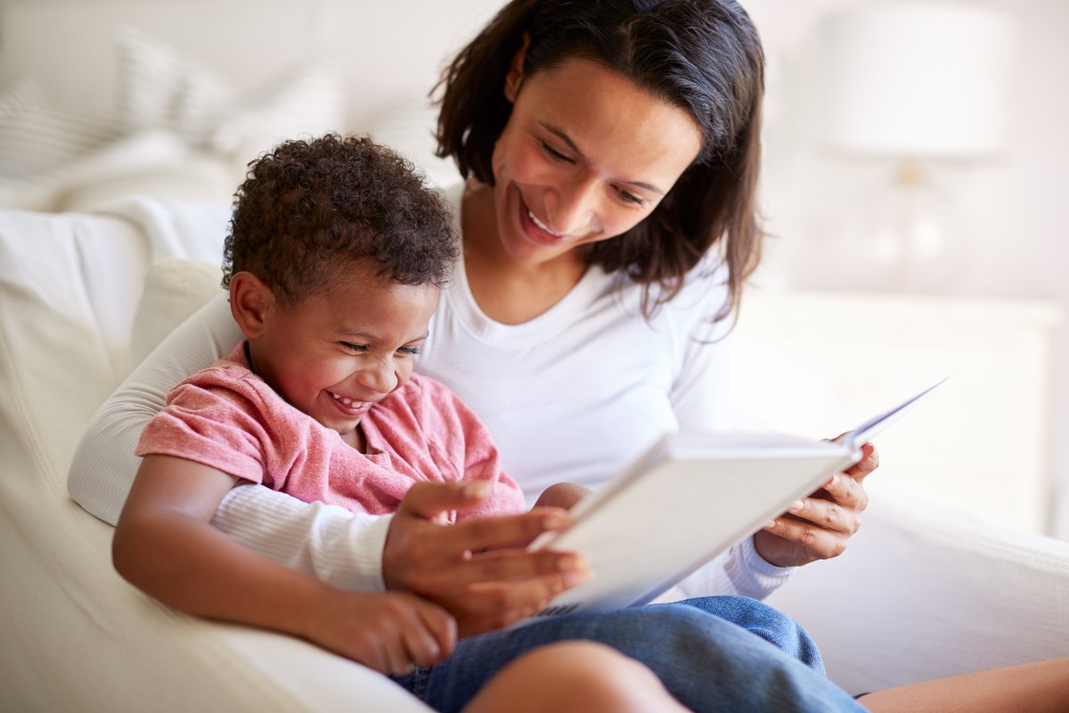 MDCPS's tweet photo. Make reading a part of your daily routine and help us celebrate #LiteracyWeekFlorida! #MiamiReads https://t.co/M76GtW07ey