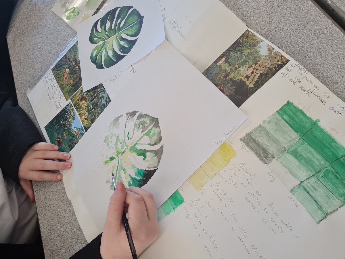 thornhillcreate's tweet photo. Yr7 have been focusing on tints  shades and tones. Brilliant effort!! https://t.co/q9vZgBGZwa