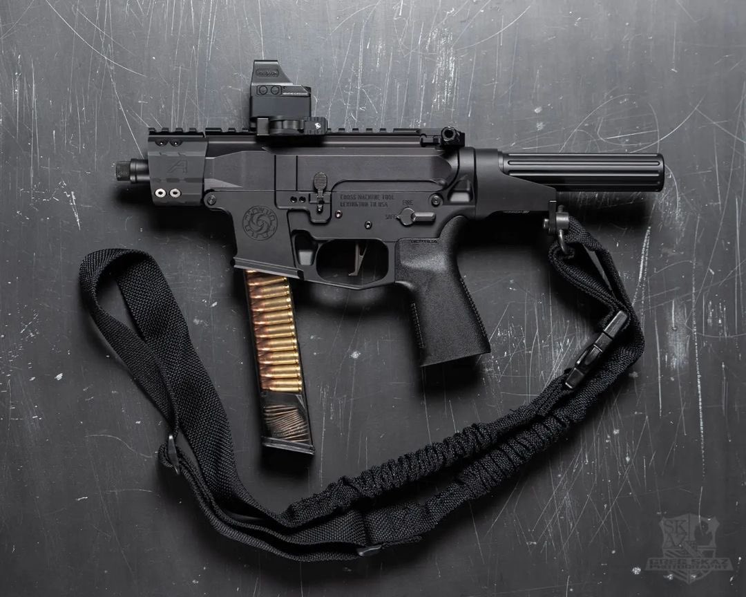 armsrepub's tweet photo. The shorty build with the @armsrepub upper https://t.co/1nRJreALRB