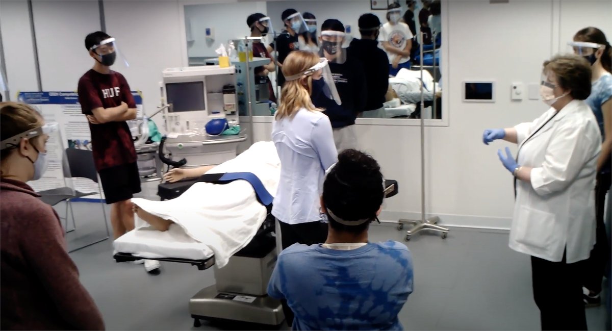 fpbnursing's tweet photo. Have a bachelor’s degree in a non-nursing discipline? Our MN Program provides students with an accelerated #interprofessional nursing education, preparing you to enter practice as a #RegisteredNurse. Online info session Friday, Jan. 28 at Noon ET: https://t.co/KXdVD6HVgK https://t.co/Co9a7Wim3n