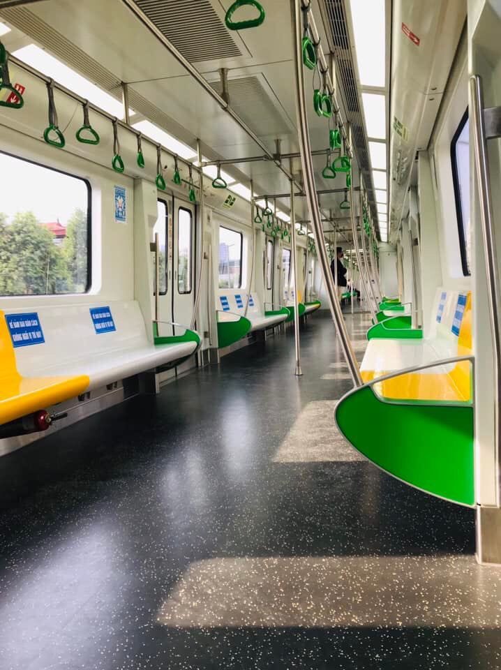SaigonInfras's tweet photo. Let’s observe the #Inside of #Trains, belonging to #Hanoi Metro Line No. 02. #CatLinh - #HaDong in Light #Traffic Hours
.
#Metro
#Culture
#Beauty
#Development https://t.co/Z98ThhDex7