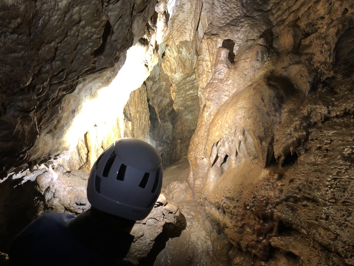 BerkeleySqB's tweet photo. Throughout history humans have made up landmarks like islands and hills, so why not make up a cave. What's so amazing about this hoax is that @CrowboroughCave really go the extra mile. Great stuff. #beeftea #niacinforall #crowboroughcaves #caving #caver
https://t.co/0Gk4pyYsJn https://t.co/48ebhAMLgL