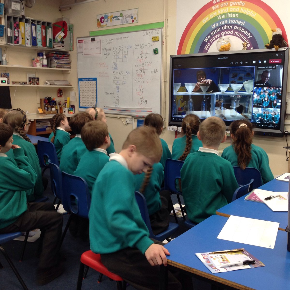 Eagles and Woodpeckers enjoyed a virtual session with <a href="/AnglianWater/">Anglian Water</a> today. We learnt about the water cycle, how important it is to be water wise and carried out our own filtration experiment #anglianwater #watercycle #ks2science
