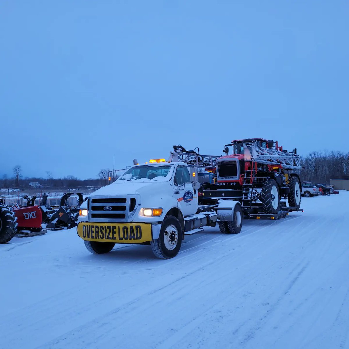 Egger_Truck's tweet photo. Good day for a sprayer delivery. #apachesprayers #etworks https://t.co/bP17yqIzJR