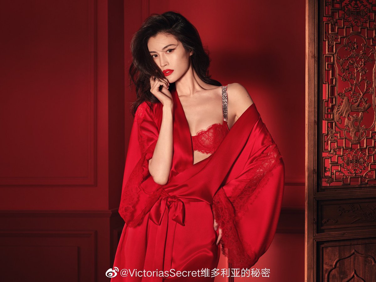 SuiHe_TH's tweet photo. Sui He จาก Victoria’s Secret ประเทศจีน https://t.co/rgSznF3B0Z