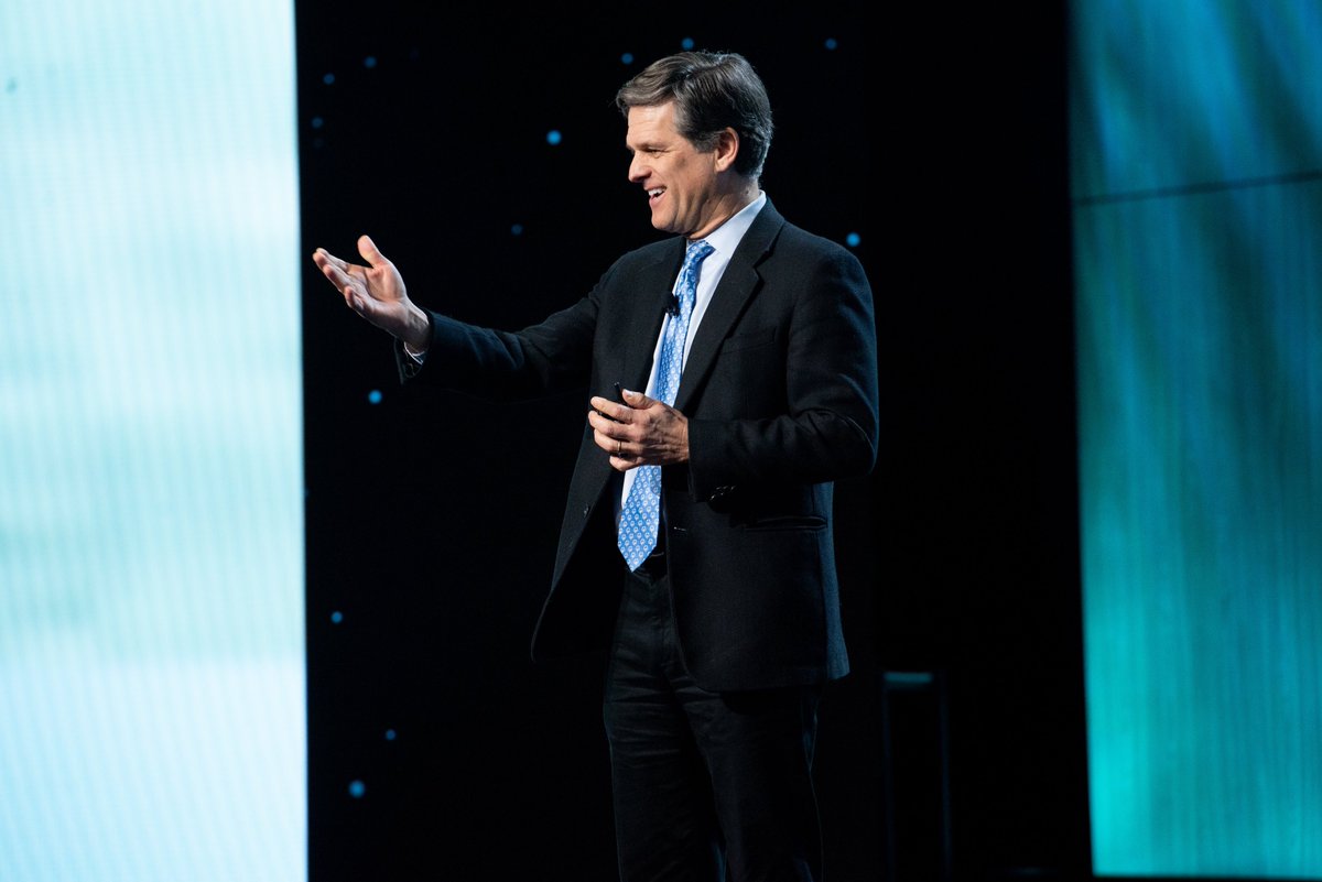 TaniAustin's tweet photo. It was inspiring to hear @TimShriver talk about the Inclusion Revolution at our 2020 #StarkeyExpo! By speaking up for others and leading with compassion, we can break societal stigmas around disabilities like hearing loss. Thanks for shining your light, Tim! #MondayMotivation👏 https://t.co/nWzaPUtcts