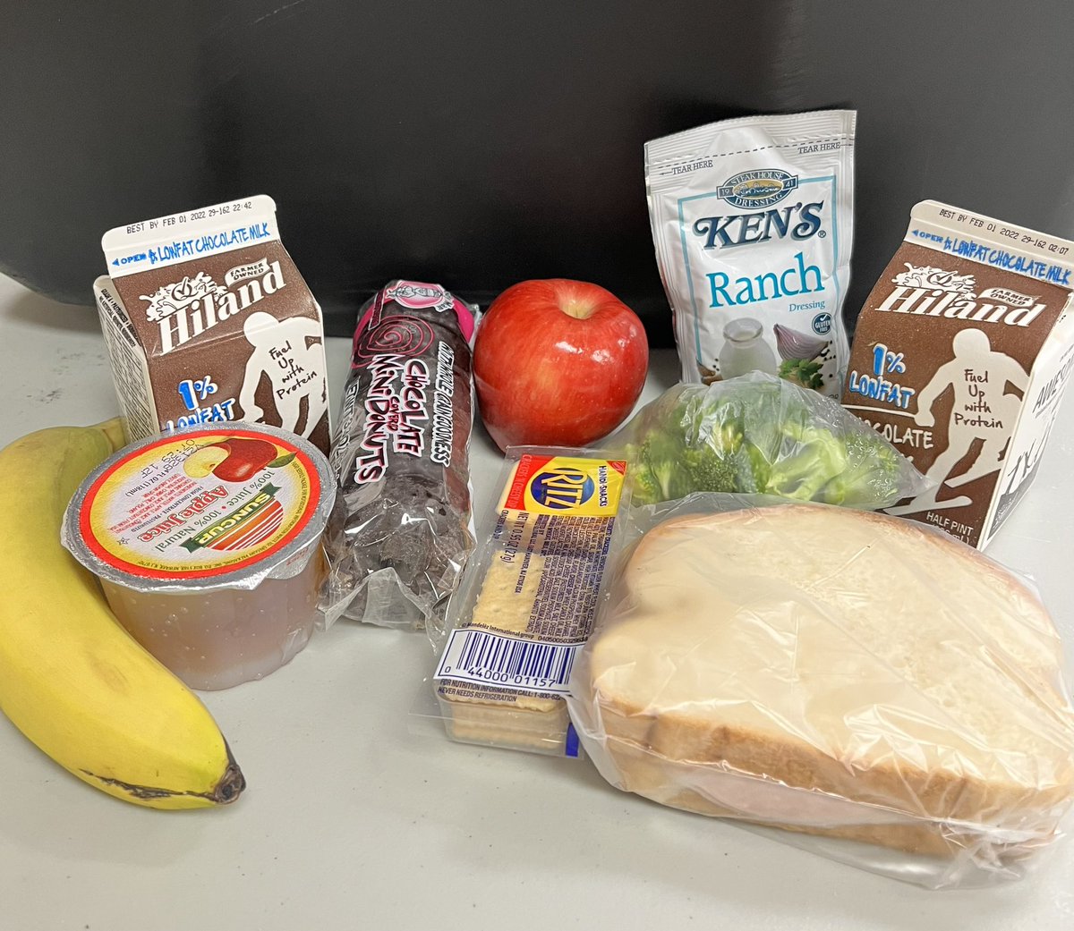 Today’s meal service looks yummy yet again! 
Be sure to swing by BHS from 10-11 am to pick up breakfast and lunch for your Pirates.
#Proud2BPirates