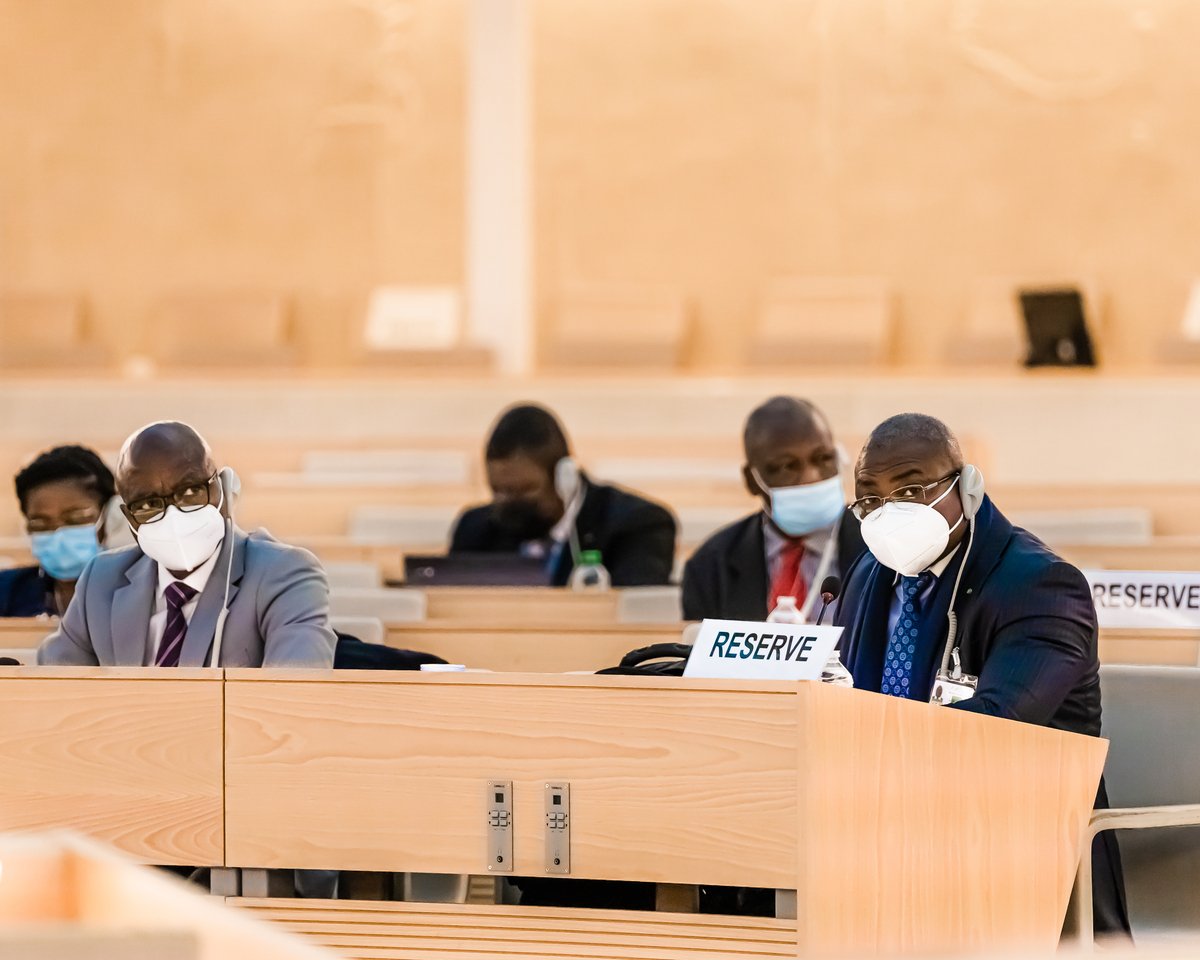 Ce matin avait lieu l’examen de la situation des droits de l’homme au #Togo🇹🇬#EPU
89 États ont félicité les efforts sur l'accès à l’éducation et la lutte contre la traite des enfants. Ils ont recommandé de dépénaliser l’homosexualité et éradiquer les mutilations génitales
#UPR40