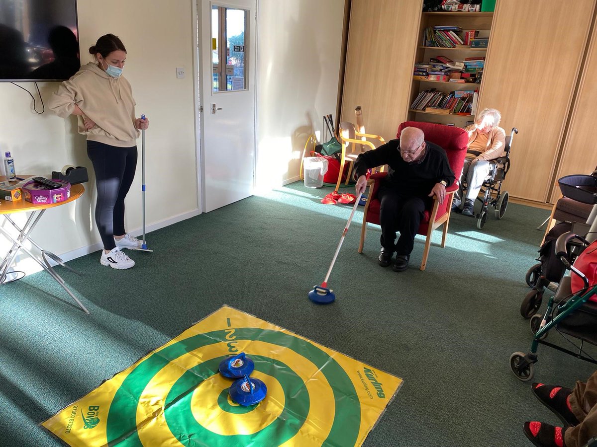 QueensferryCare's tweet photo. Curling at The Haven on Friday unleashed the competitive spirit. π
#queensferrycare #itsgettingcompetitive #curling #thehaven https://t.co/FJlxoo6MhO