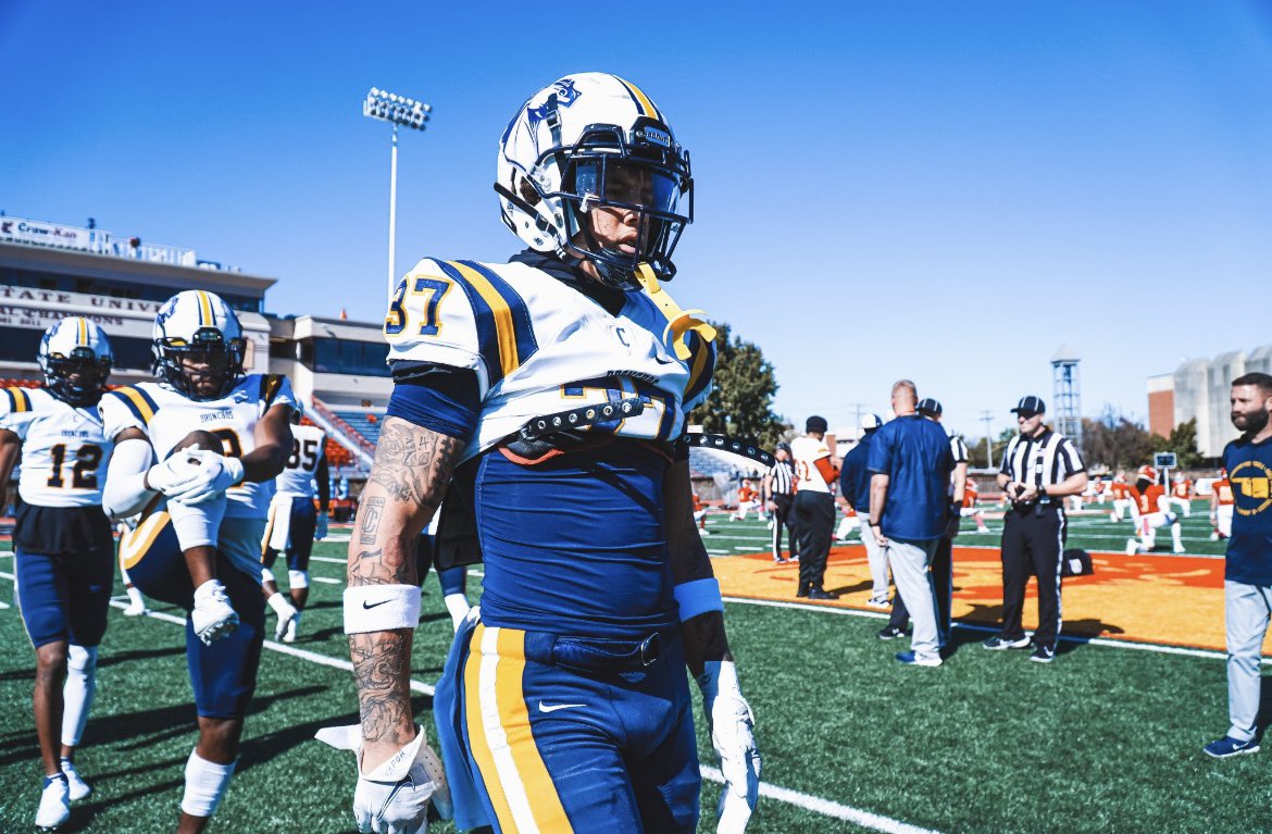Michael7McBride's tweet photo. Blessed to receive an offer from the University of Central Oklahoma!!
@CoachMcGuire_ https://t.co/D73PcohVNQ