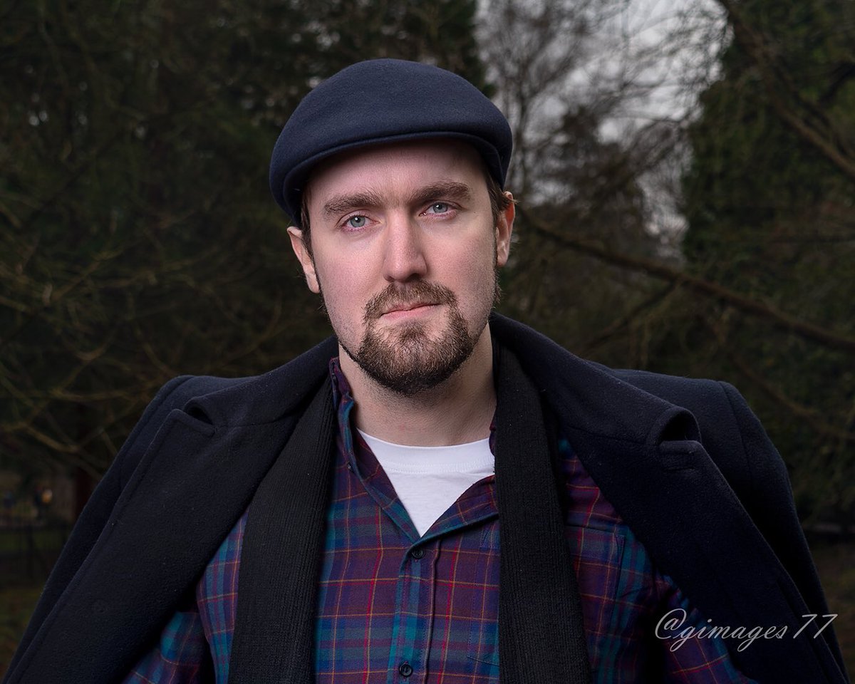 Matthew_N_Lee's tweet photo. Not bad for my first time modelling.
A portrait from the creatives weekend get together organised by mancey photography.
#actorslife #model #portrait #portraitphotography #walesphotography #creatives #cardiffmodels #cardiff #ukmodels https://t.co/tRXDj4dMhq