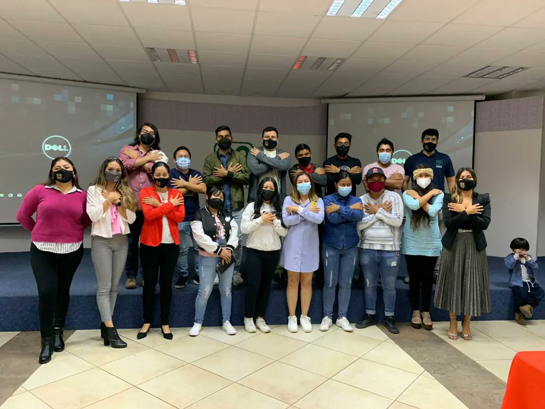 SoyCACHAC's tweet photo. Se llevó a cabo con gran éxito la 𝗣𝗹𝗮́𝘁𝗶𝗰𝗮 𝗰𝗼𝗻 𝗘𝘀𝘁𝘂𝗱𝗶𝗮𝗻𝘁𝗲𝘀 𝗱𝗲 𝗔𝗿𝗾𝘂𝗶𝘁𝗲𝗰𝘁𝘂𝗿𝗮, organizada por la Comisión de Nuevo Agremiado, la cual se desarrolló de manera presencial en las instalaciones del #Cachac el pasado viernes 21 de Enero del presente año https://t.co/06LTU1yYrb