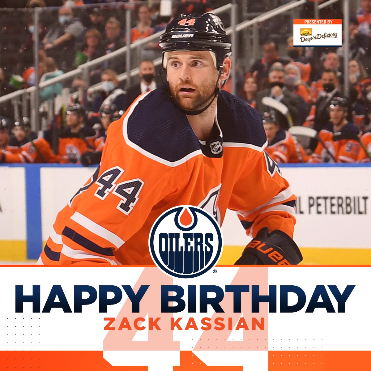 EdmontonOilers's tweet photo. Big hbd to 44! 🎈

@mccainfoods | #LetsGoOilers https://t.co/Ygigqbps4R