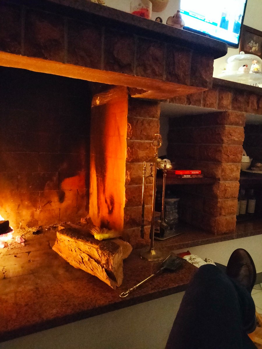 LegaPremier's tweet photo. In attesa dell'elezione del Presidente della Repubblica.. preciso dovere del Centrodestra fare una proposta condivisa..no veti pregiudiziali dal PD e da Letta.... https://t.co/13hI5vmYU5