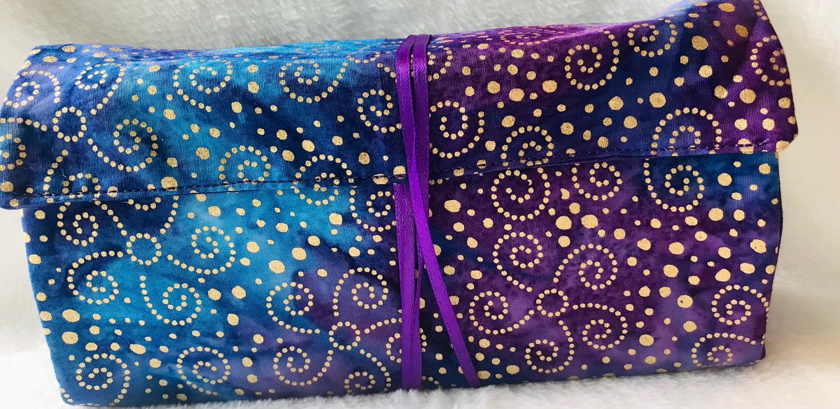 owlspirittarot8's tweet photo. SALE!!! Tarot wrap/Oracle wrap /Lenormand wrap/ Reversible Wrap, Bag, Pouch/Reading Cloth/double pocket pouch/tarot storage/personalized tarot wrap #tarotdeckbag #altercloth #tarotreadingcloth #personalizedgifts #flamingobag #tarotwrapaltar #reversiblebag https://t.co/lGWwCYEtBo https://t.co/1gVu0rxSsI