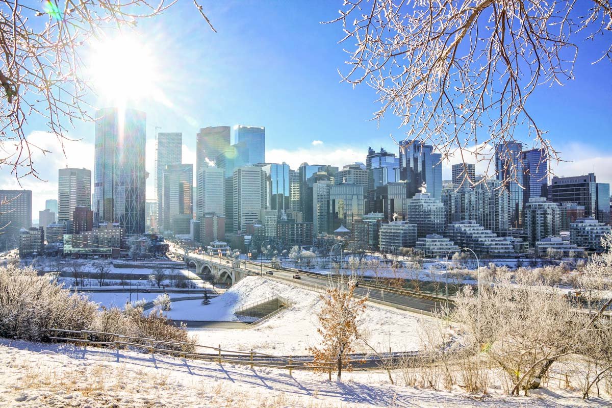 On the doorstep of the trendy East Village and the heart of downtown, the freshly renovated Delta Calgary Downtown has been a destination hotspot for over 40 years!