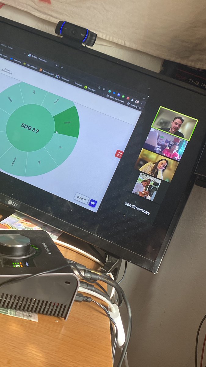 aymusik's tweet image. Love @WorldWide_Gen talking about @batterytour #project17 🔋🔌🙏🏽