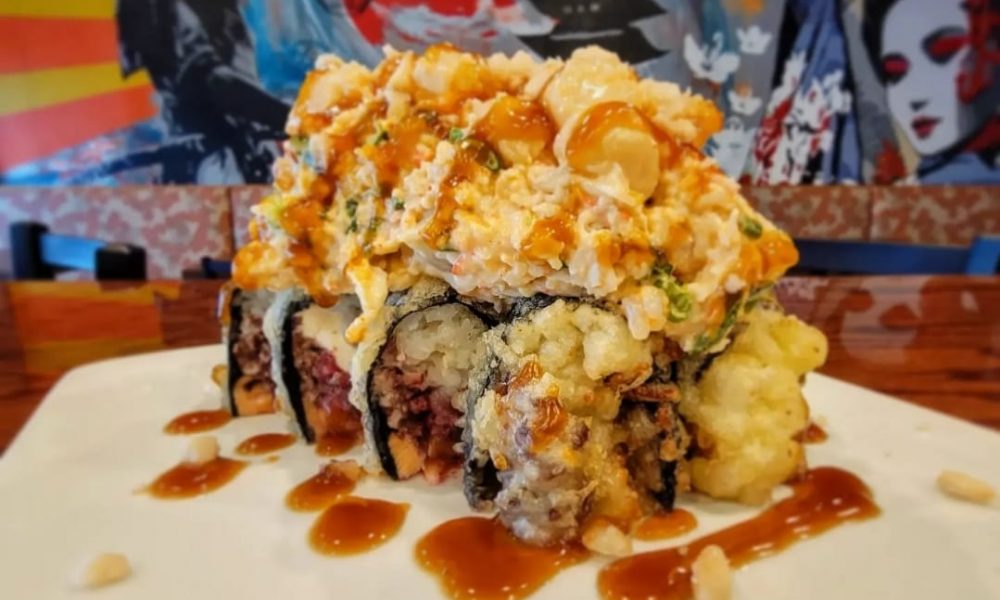GVWire's tweet photo. 🍣🍱 Banzai! A Sumo-Sized Sushi Special in Tower District
Like many restaurateurs, David Rasavong is second-generation. His parents operated restaurants in San Francisco and #Fresno, and joining them seemed natural.
Full Story - https://t.co/wIV1ow9lDM
#ResturantWeek https://t.co/Nxw1ehIRBS