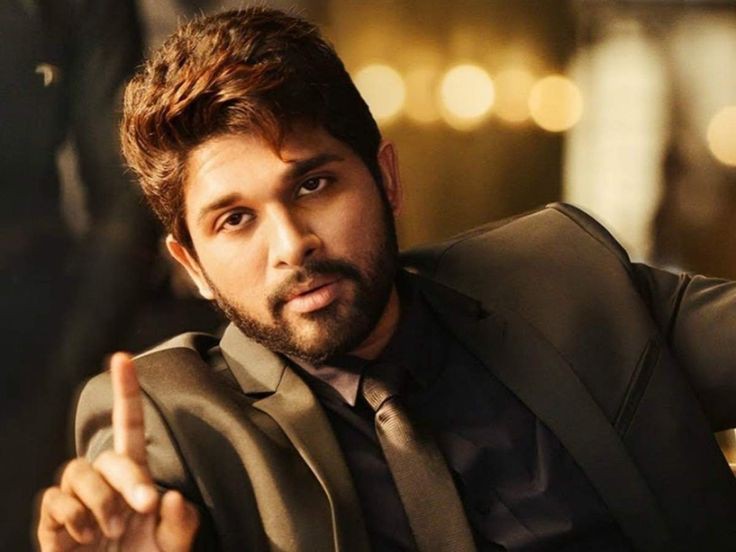 VivekKu42333123's tweet photo. #Reportly - "ALLU ARJUN " OFFER 100 CRORE... π₯π₯
After Double Blockbuster in Hindi Belt #PushpaTheRise .
#AlluArjun Offer 100 for another pan film' π₯With #Atlee music #AnirudhRavichander
Produce - @LycaProductions https://t.co/h8TryCvmVG